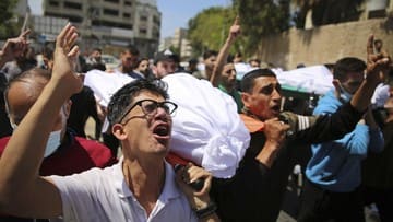 DARURAT !! Ratusan Warga Palestina Berguguran 2 korban serangan udara israel di jalur gaza palestina 1 169